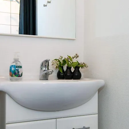 펜션 Four-bedroom Holiday In 6 Hemmet